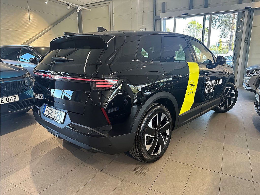 Bild på Opel Grandland Ultimate Hybrid Aut - DEMO