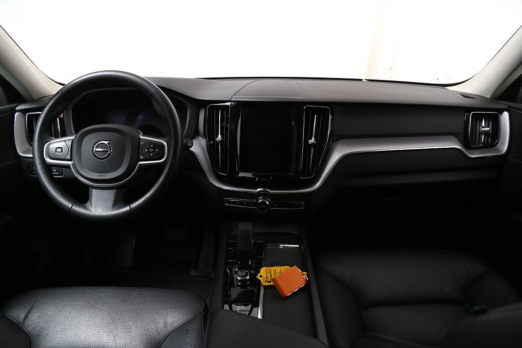 Volvo XC60 Recharge T6 340hk Inscription Exp AWD Pano Läder Drag 2022