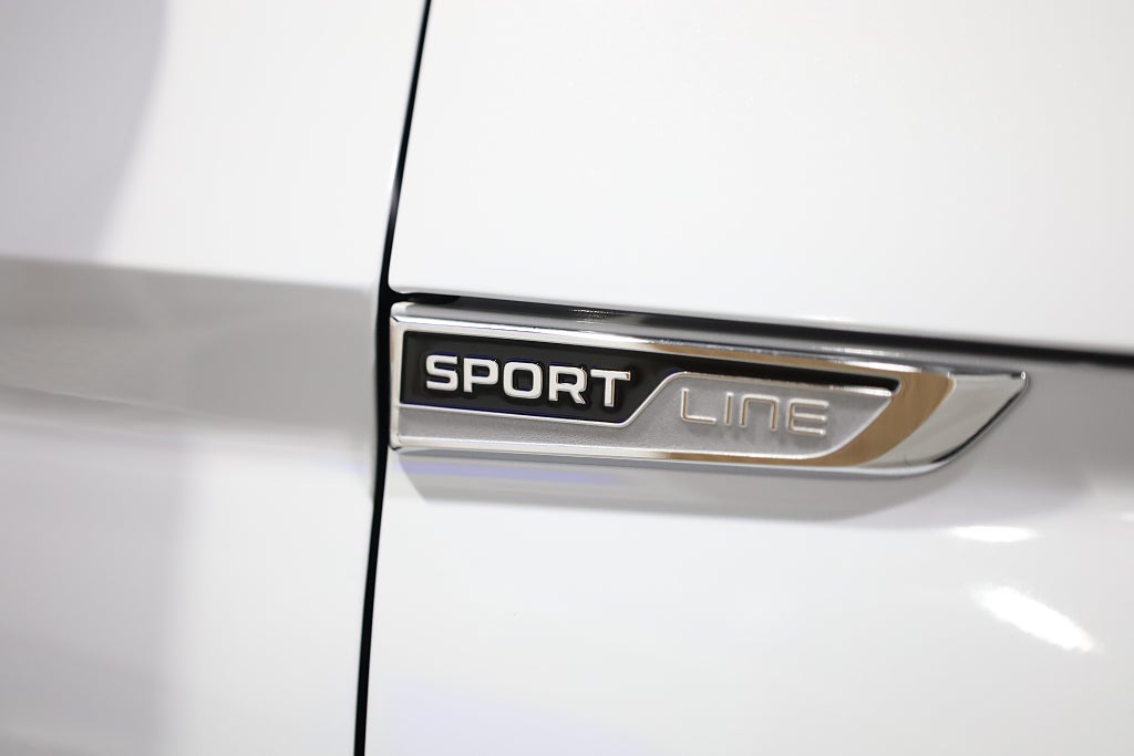 Skoda Kodiaq 2.0 TSI 4x4 Sportline Drag Värmare Kamera Cockpit 2023