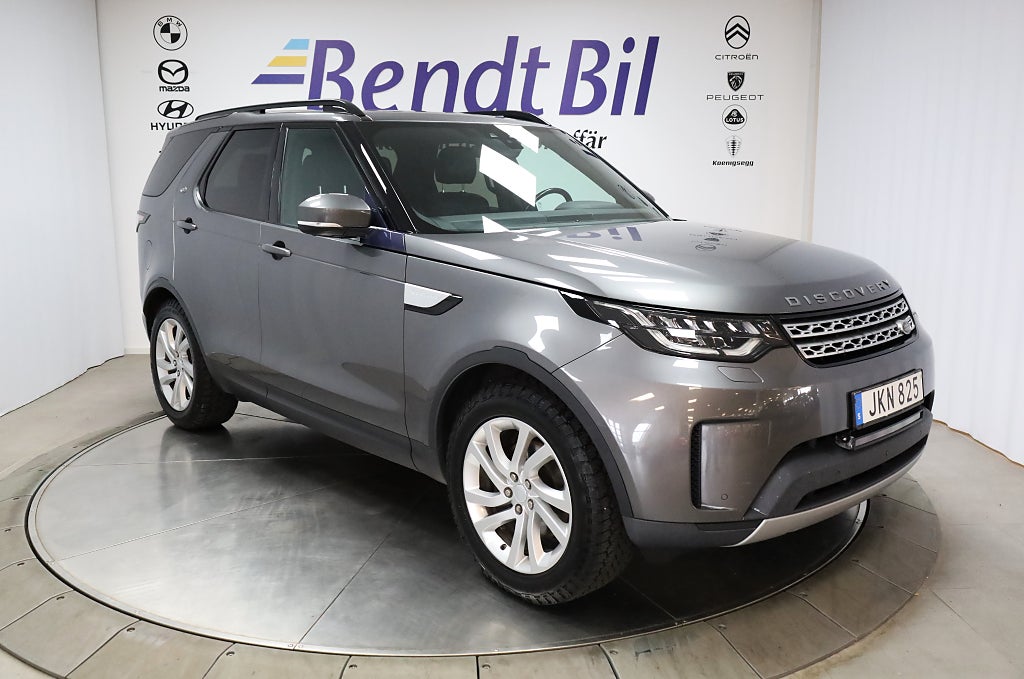 Land Rover Discovery 3.0  258Hk TDV6 4WD HSE / Drag / Värmare / Carplay 