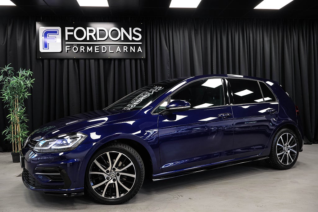 Volkswagen Golf TSI DSG | R-LINE | SPORTCHASSI | PLUSPAKET | NYSERVAD