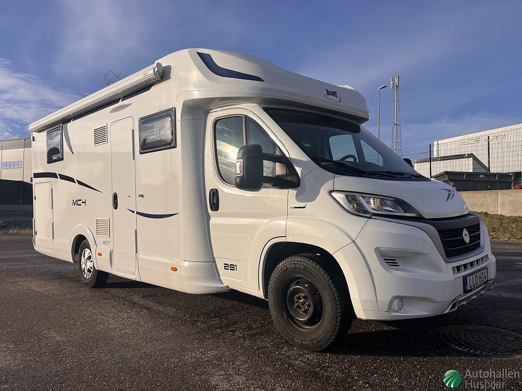 McLouis MC4 281 / Queenbed / Taksäng /