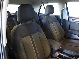 SUV Volkswagen T-Roc 12 av 22