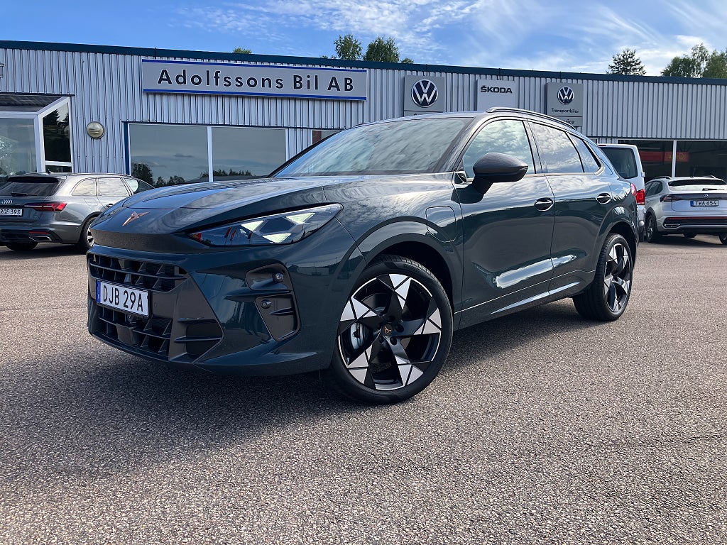 Cupra Terramar e-Hybrid 204 hk DSG Ultimate (Drag/Värmare/Matrix/