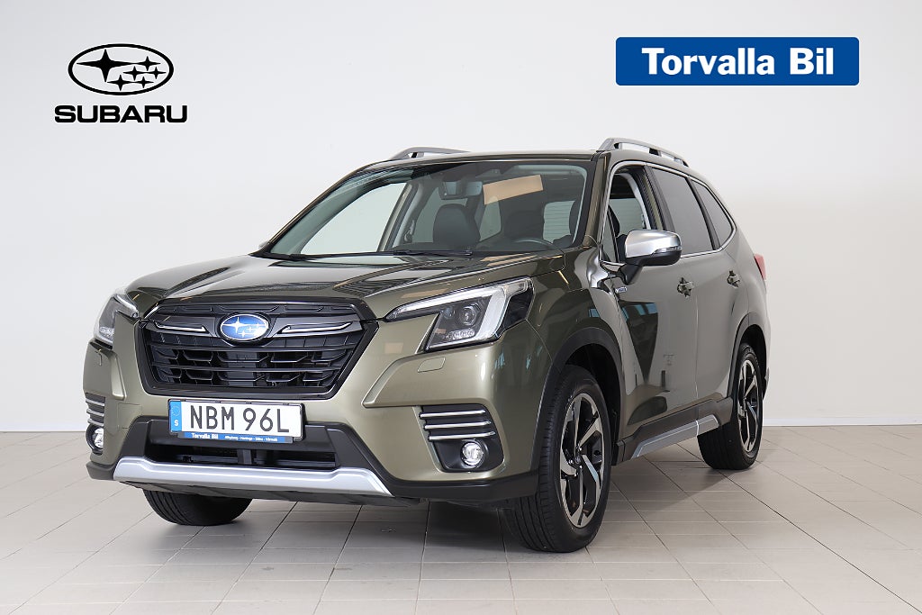 Subaru Forester Summit e-Boxer AWD Panorama Drag Vinterhjul