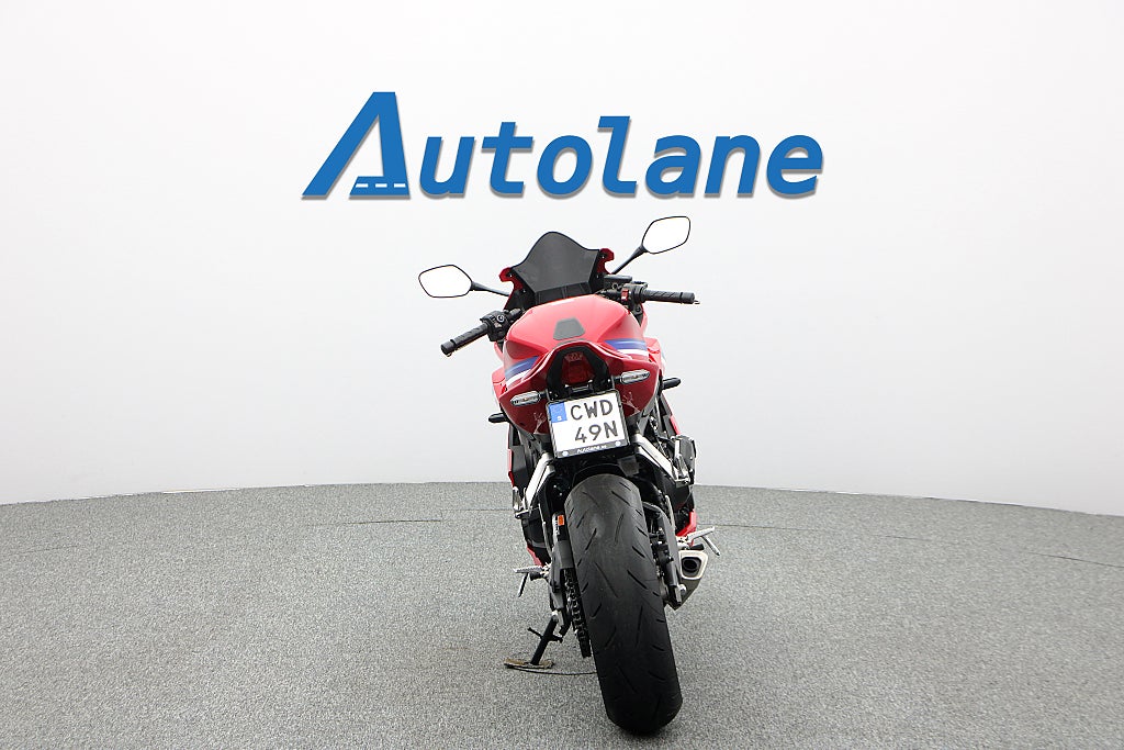 Honda CBR650R E-Clutch *RESERVERAD*