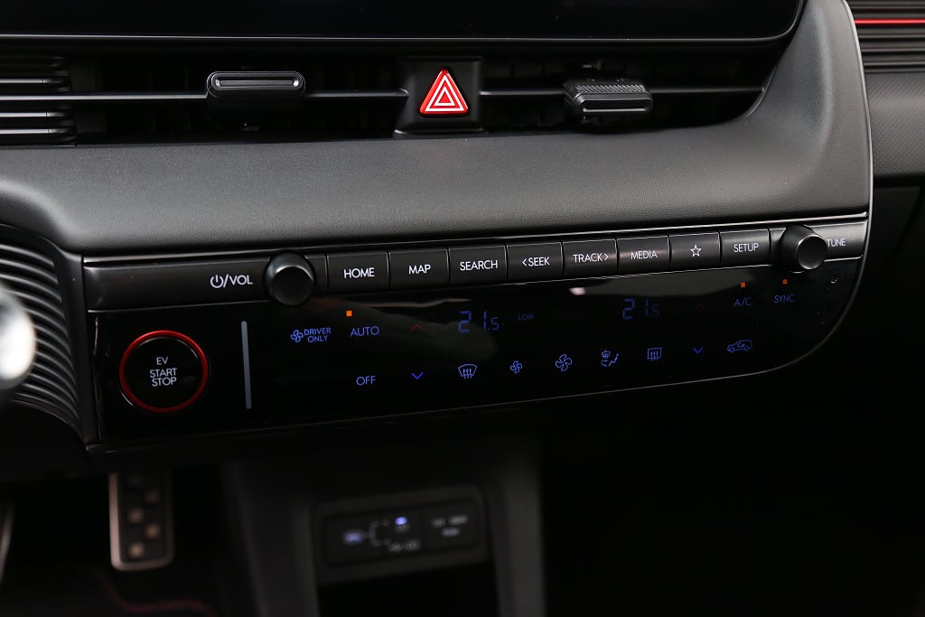 Hyundai IONIQ 5 84 kWh AWD N-Line / Soltak / Tech-paket fd. demobil 2025