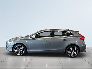 Volvo V40 D3 Geartronic R-Design VOC/S&V-Hjul/Dvärm/Navigation/BT – bild 4