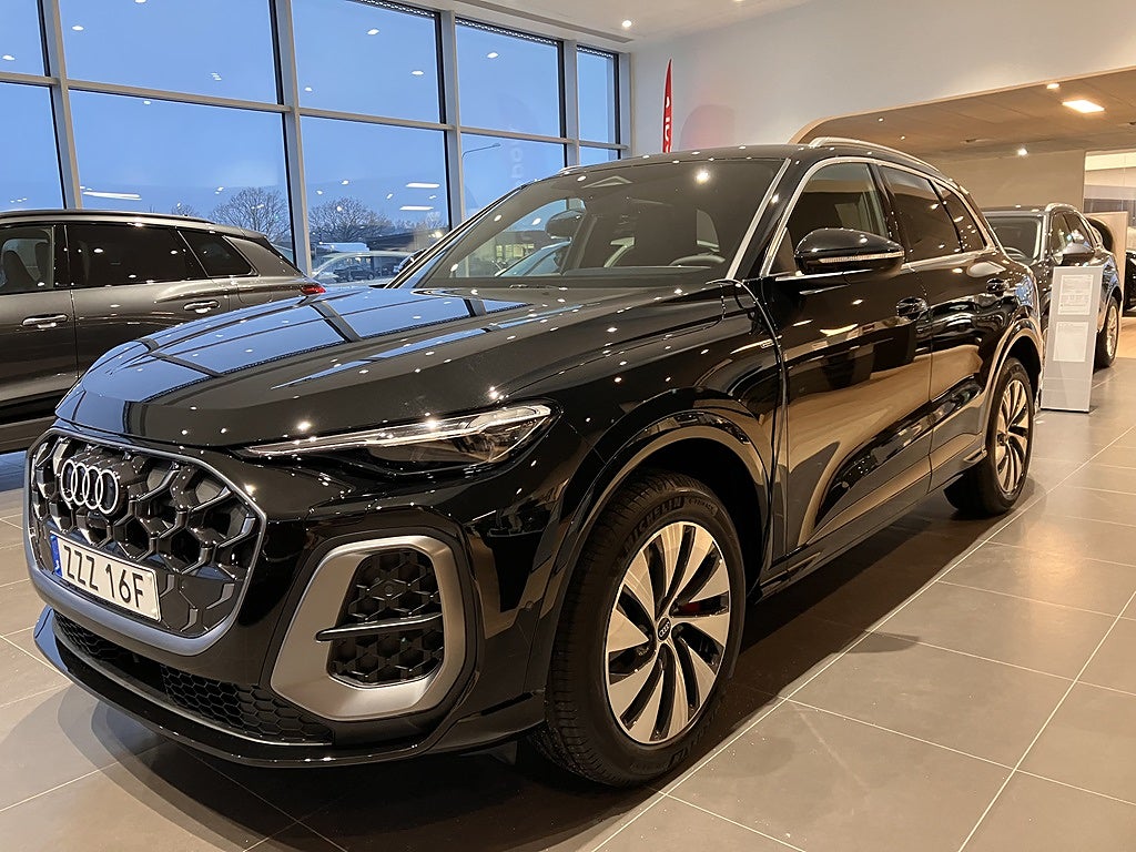 Audi Q5 SUV e-Hybrid Quattro 367hk S-line