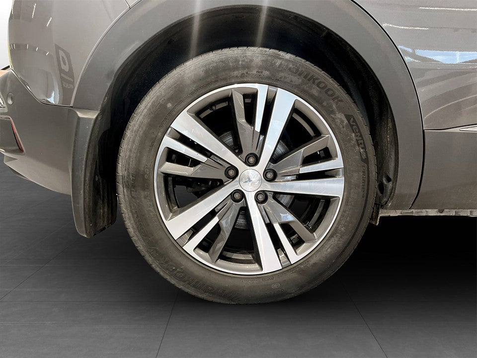 Bild på Peugeot 3008 ALLURE Hybrid 4 300hk |RÄNTA 3,99%|