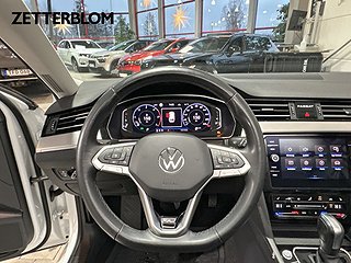 Kombi Volkswagen Passat 12 av 16