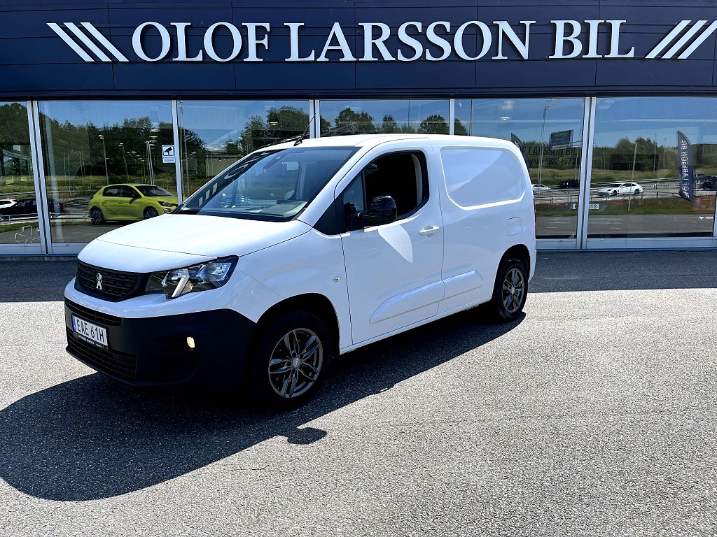 Peugeot Partner 1,5 HDi 130Hk PRO+ Aut, Värmare med fjärr, Drag, Kamera