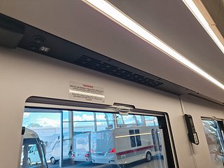 Husbil-halvintegrerad Adria CORAL 670 SC PLUS 18 av 28