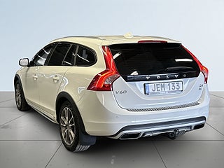 Volvo V60 Cross Country D4 AWD Geartronic Momentum Drag/LED-ramp/P-värm/S&V