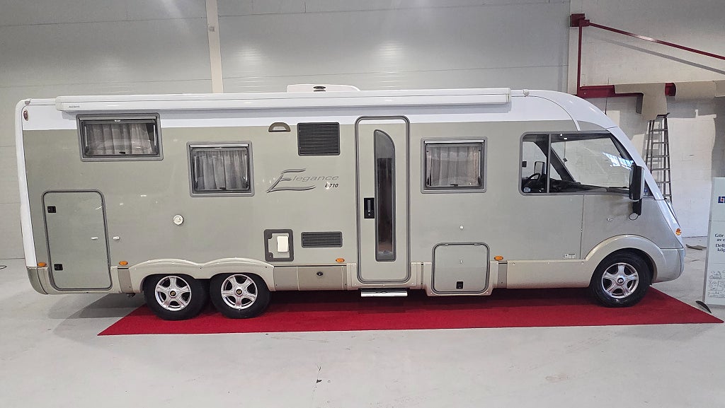 Bürstner Elegance i710