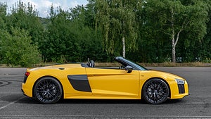Audi R8 har en 5,2 liters V10-motor. Foto: Collecting Cars 