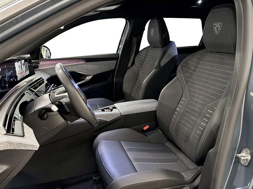 Bild på Peugeot 5008 GT Hybrid 145hk Aut 7-SITS B-KAMERA CARPLAY