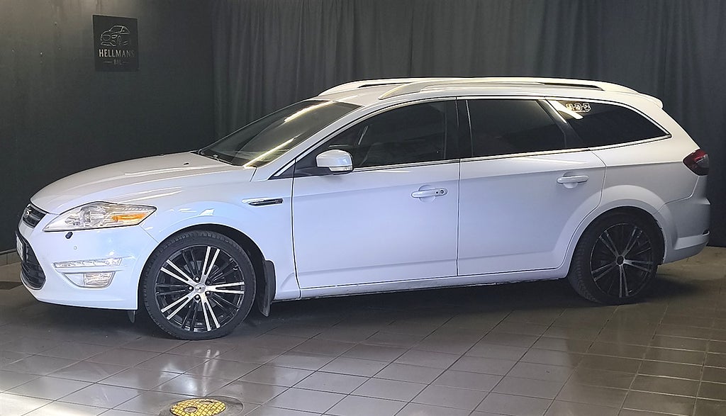 Ford Mondeo Powershift,140hkTitanium Endas 539 kr/ mån/GPS/Dragkrok