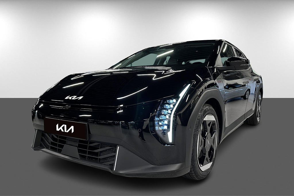 Kia EV4 Fastback PLUS Long Range - KAMPANJ