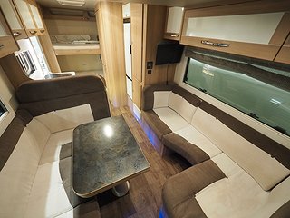 Husbil-halvintegrerad CI Magis 74 XT/ 12 av 17