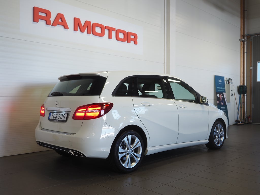 Mercedes-Benz B 180 d 7G-DCT Urban Låga mil! 2016