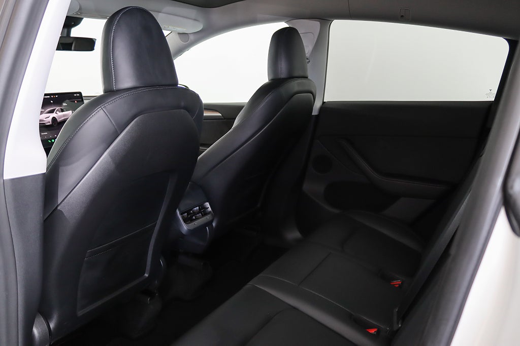 Tesla Model Y Performance Autopilot Drag