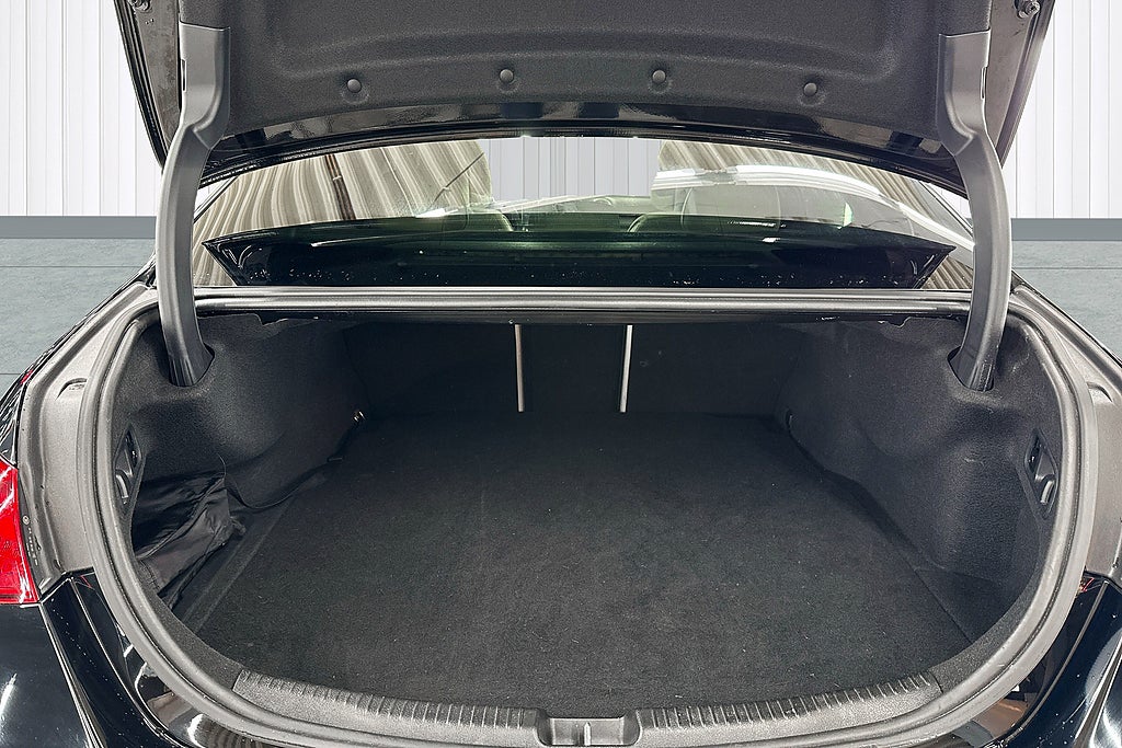 Mercedes-Benz C 2023