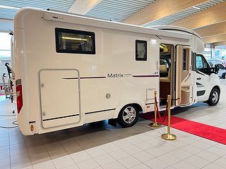 Husbil-halvintegrerad Adria MATRIX SUPREME M 687 SL 4 av 36