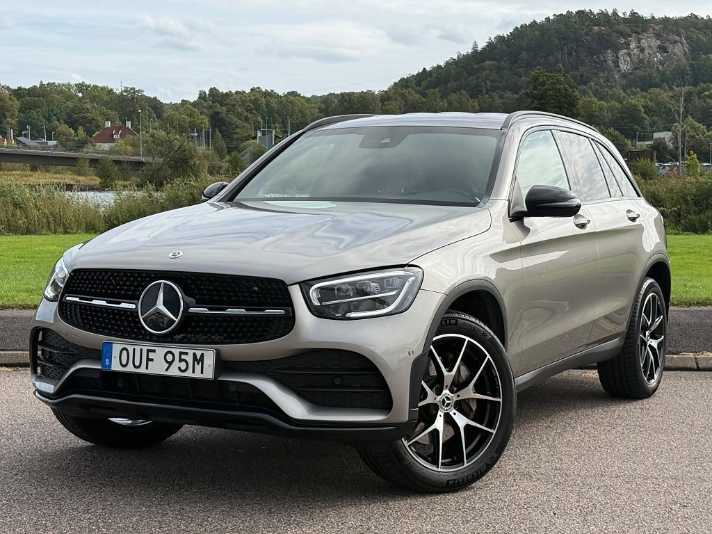 Mercedes-Benz GLC 300 de 4M / AMG / Drag / 20" / Distronic / Nyservad