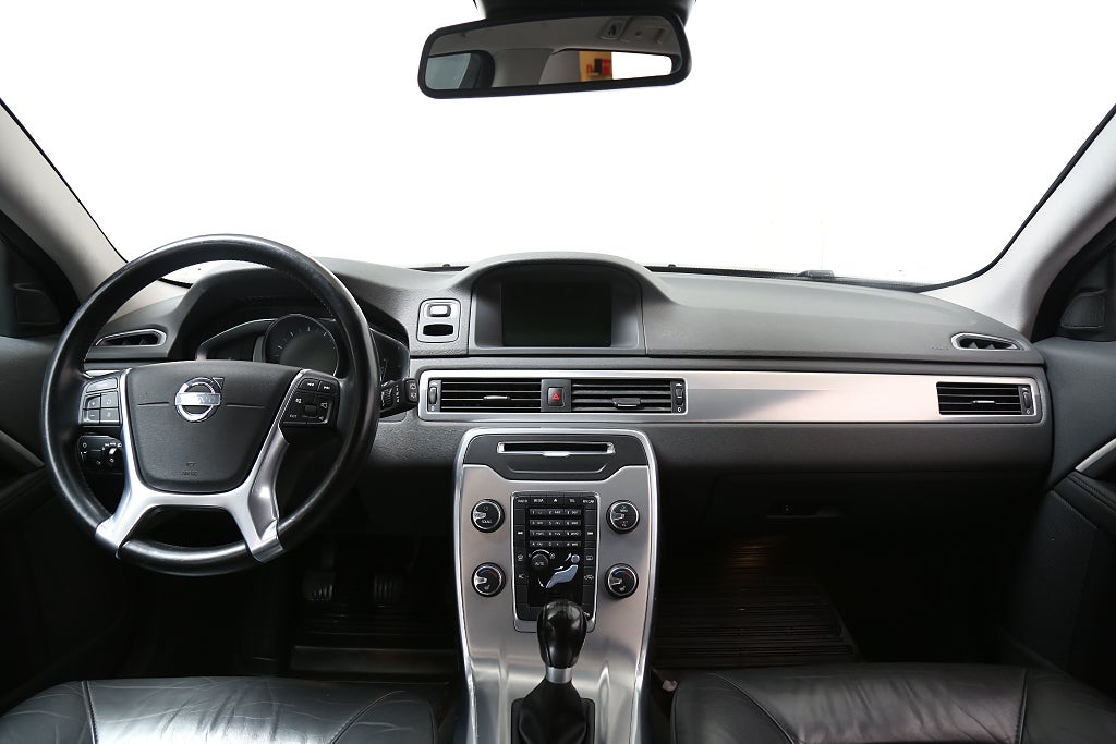 Volvo V70 T4 180hk Summum Elstol Skinn Dragkrok 2014