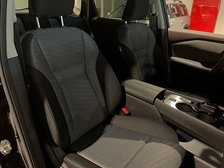 SUV Nissan X-Trail 11 av 19
