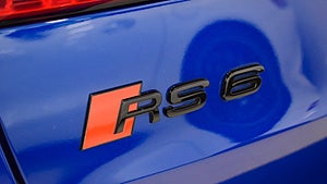 Audi RS6 har en V8-motor på 600 hästkrafter och 800 Nm. 