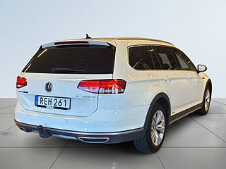 Volkswagen Passat Alltrack 2.0 TDI 4Motion Alltrack Sov-däck/Drag/Mok-värm/D-värm – bild 6
