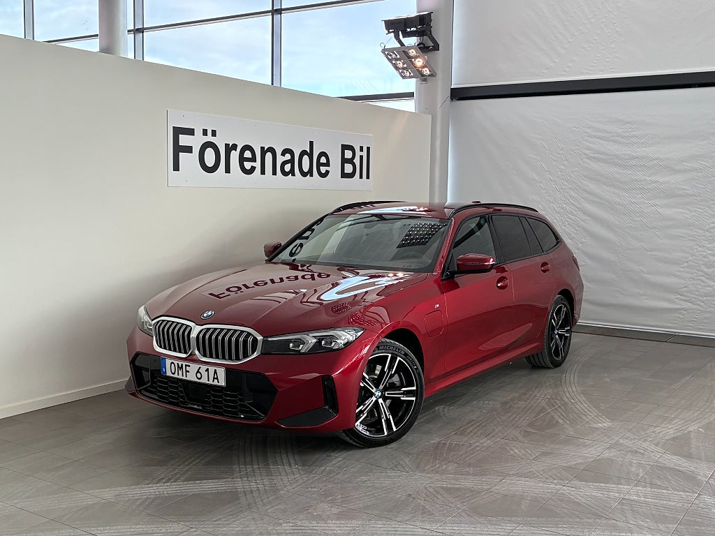 BMW 330e xDrive Touring M Sport Drag Rattvärme Toande Rutor 