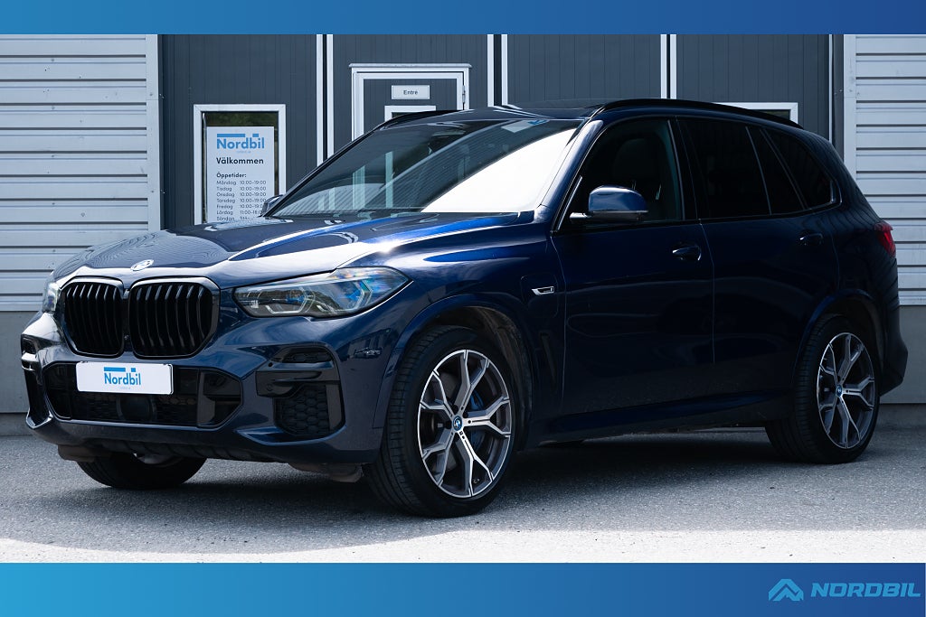 BMW X5 xDrive45e Individual Pano HuD Laser 360*