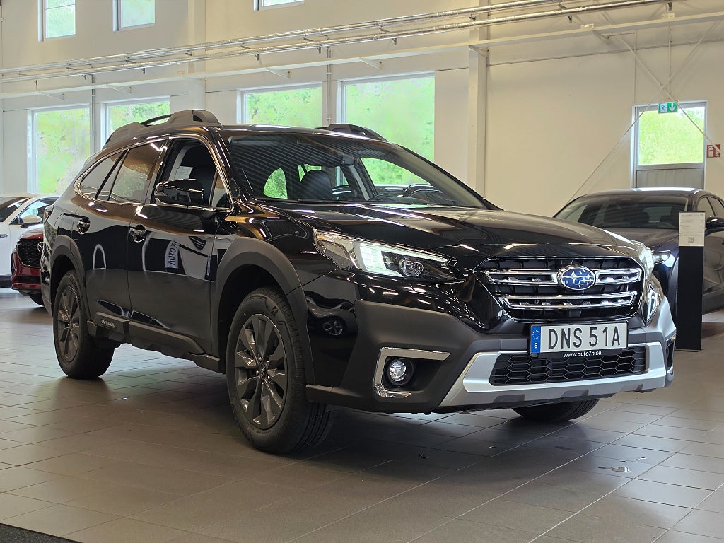 Subaru Outback 2.5 4WD Xfuel Limited/Låg skatt/Skinn/inkl.serviceavtal