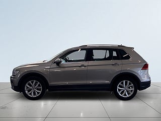 Volkswagen Tiguan 2.0 TSI 4Motion S&V/Drag/Kamera/Pvärm/Carplay – bild 4
