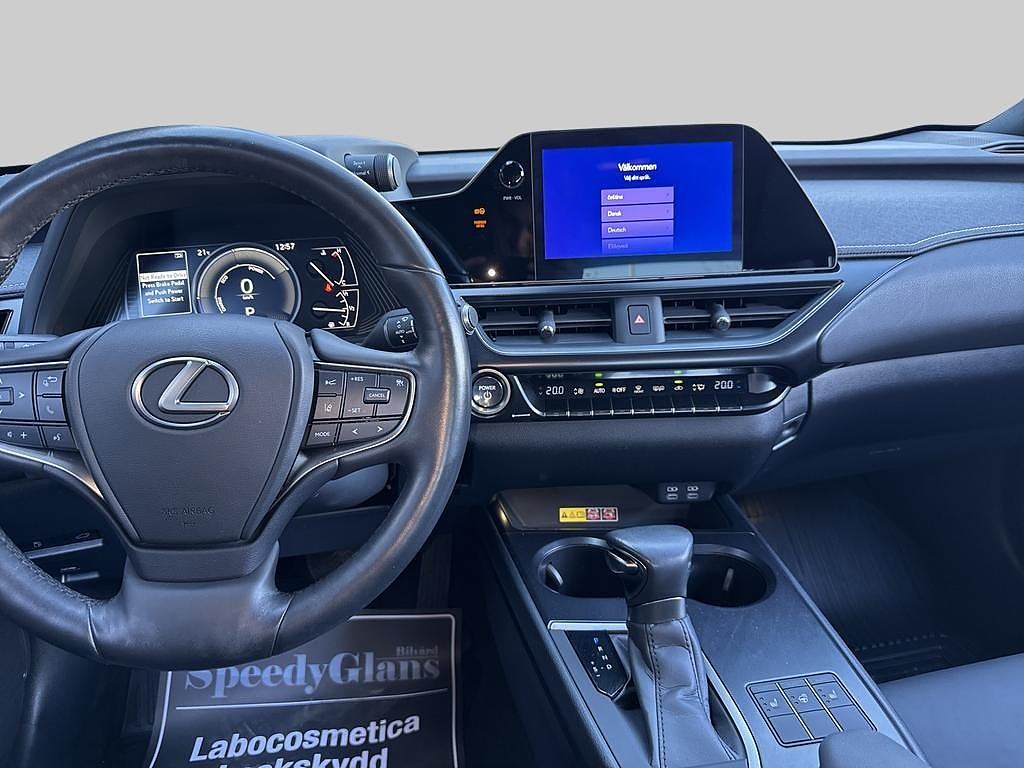 Lexus UX 2023 - miniatyr 8