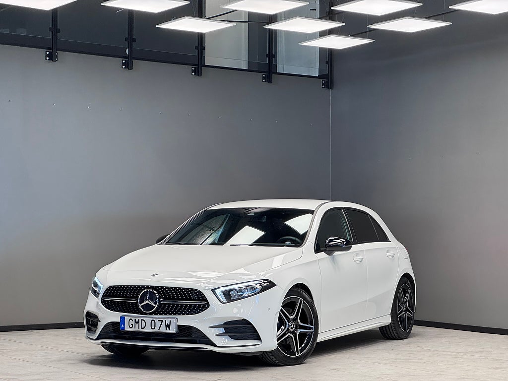 Mercedes-Benz A 180 7G-DCT AMG Line / B-kamera / Navi
