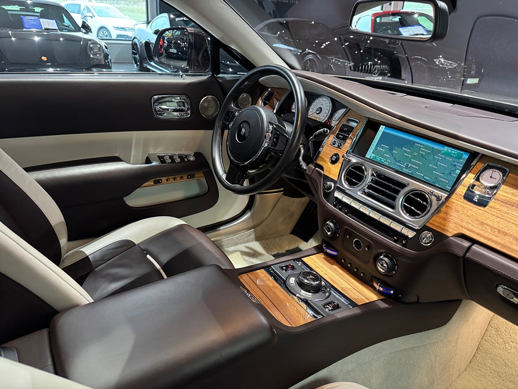 Rolls-Royce Wraith 6.6 V12 Bespoke Head up Two tone - bild 5