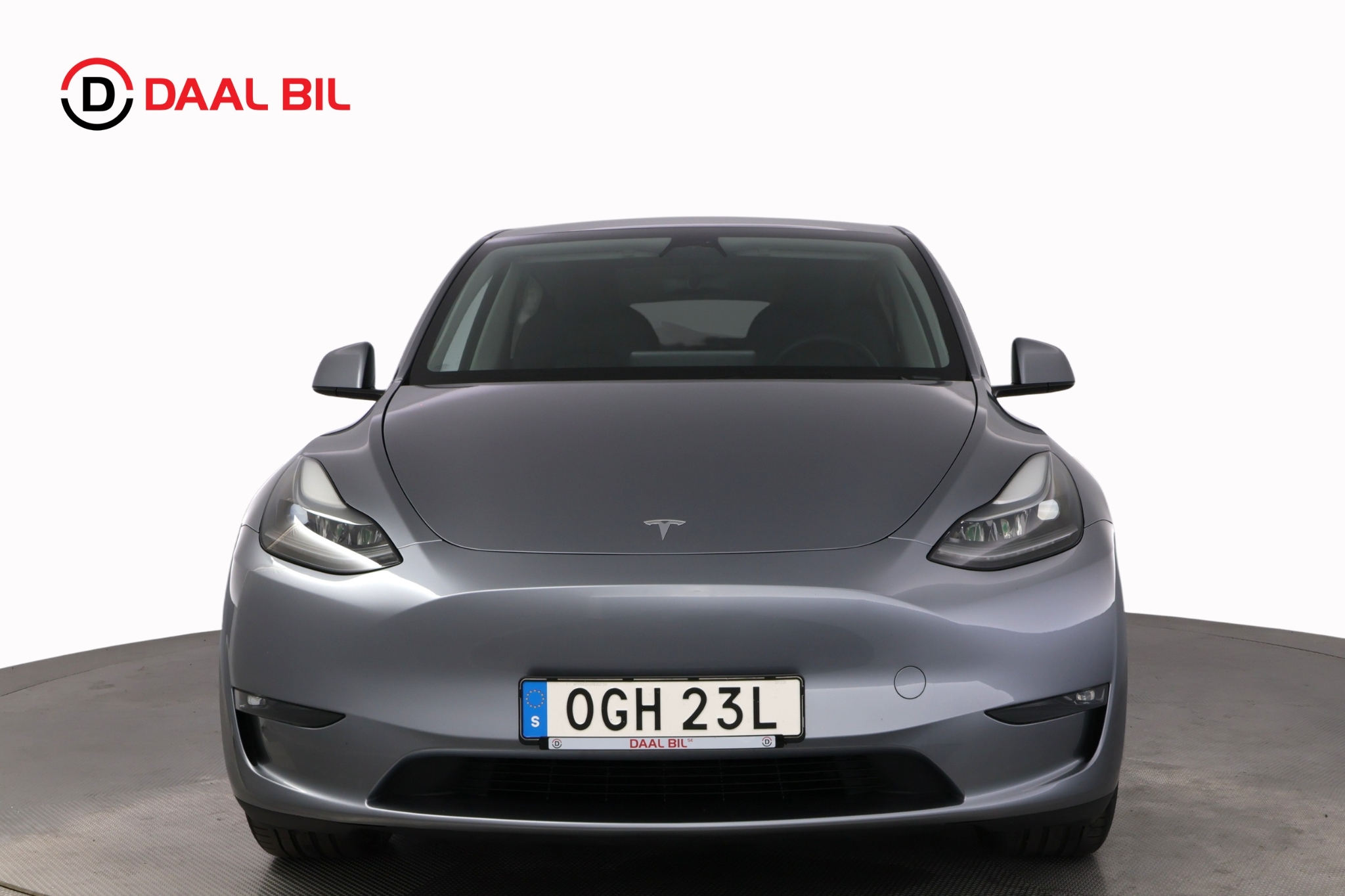 Tesla Model Y 2024, bild 2/10
