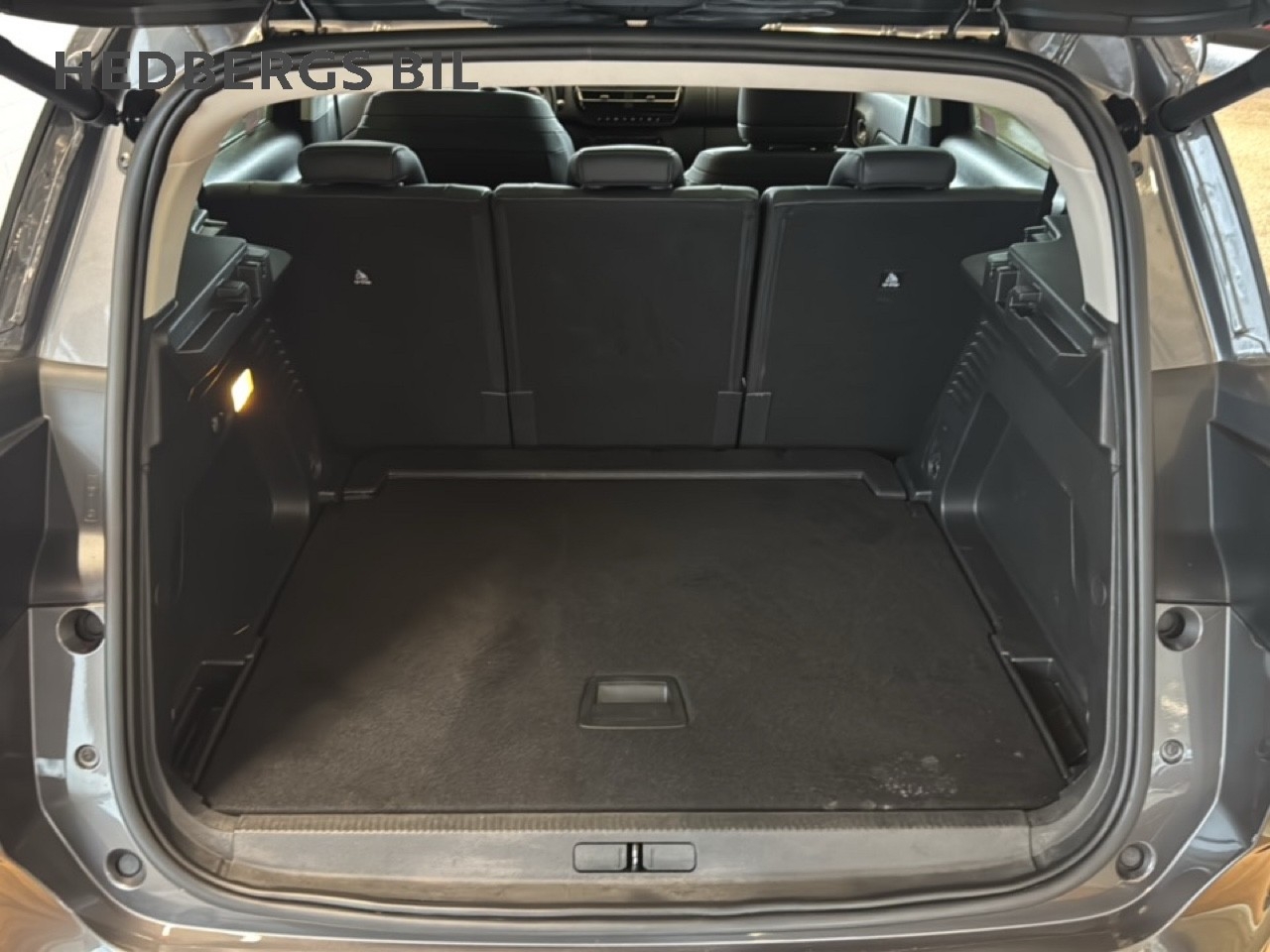 Citroen C5 Aircross 1.2 PureTech 131HK 2022, bild 6/43