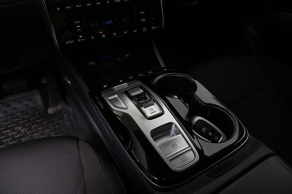 Hyundai Tucson 1,6T-GDi Hybrid 230hk 6AT 2WD Essential Dragkrok 2022