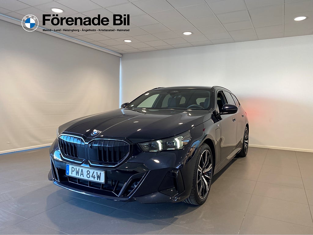 BMW 550 e xDrive Touring M-Sport Pro Panorama Bowers & Wilkins