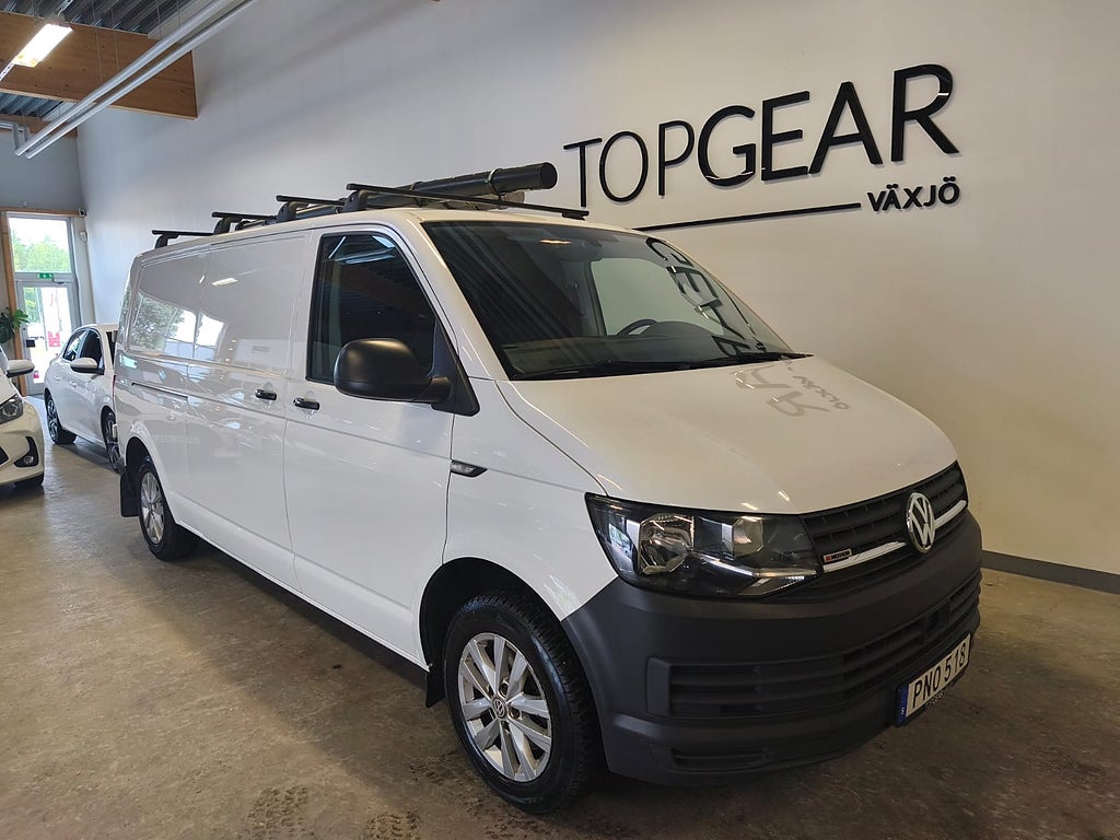 Volkswagen Transporter T30 2.0 TDI BMT 4Motion Euro 6 Dragkrok Inredning MOMS