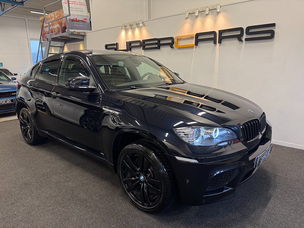 BMW X6 M 610hk HUD Navi Keyless Carbonsvart 5-sits 20"