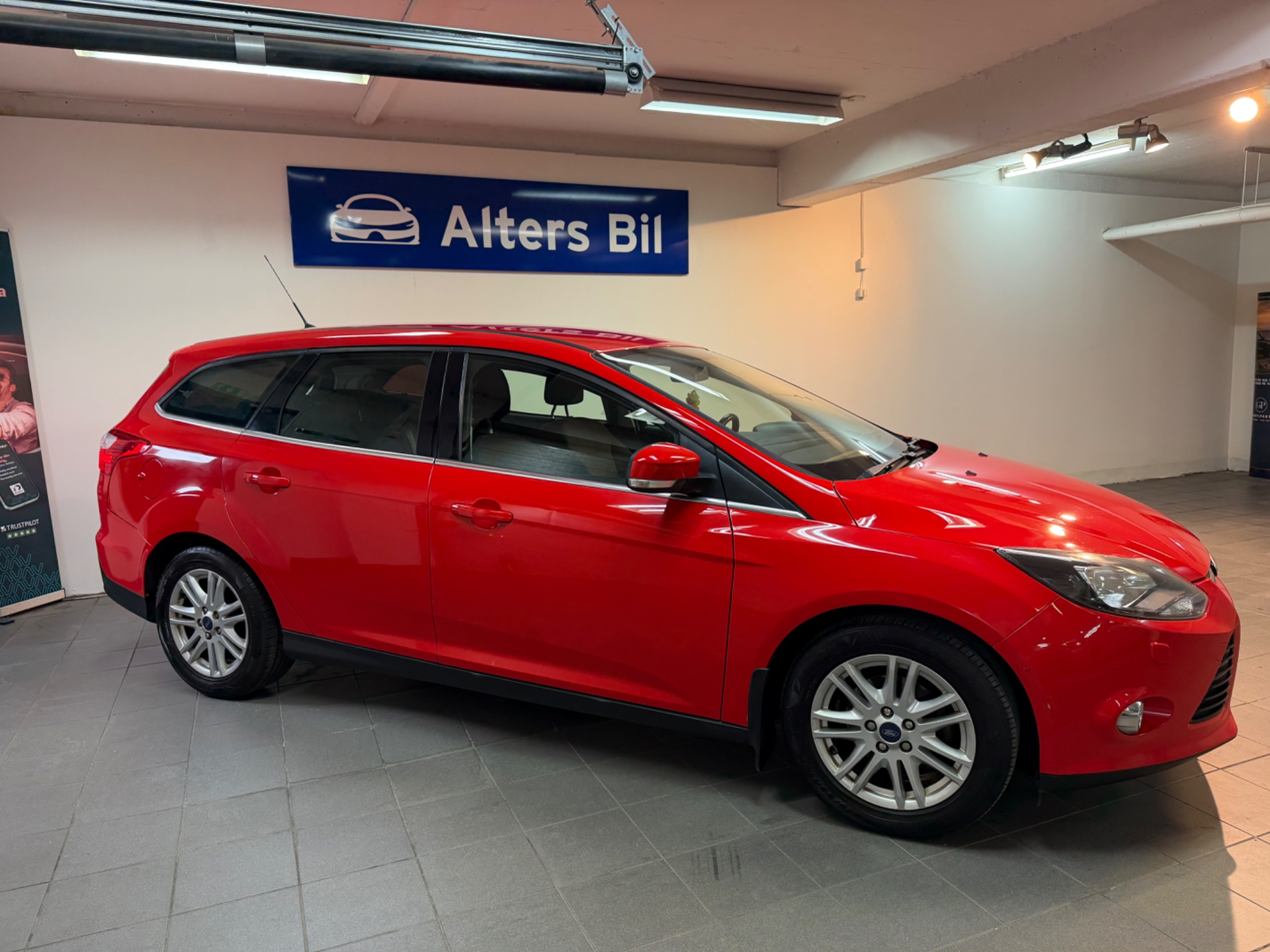 Ford Focus 2014, photo 5/10