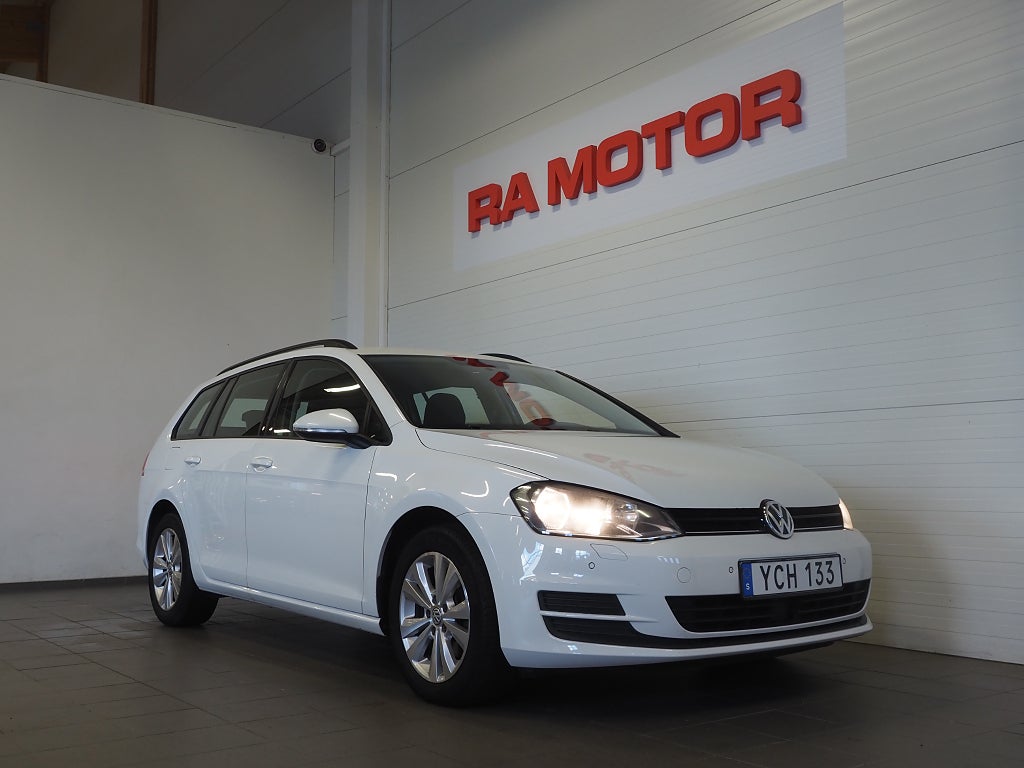 Volkswagen Golf Sportscombi 1.6 TDI| Backkamera | P-Sen | Drag | 2016