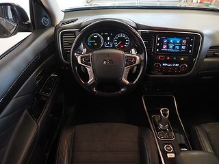 SUV Mitsubishi Outlander 15 av 21