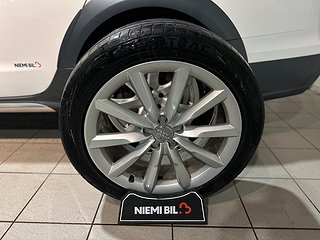 Audi A6 allroad quattro 3.0 Kamera Drag Dvärm HuD GPS SoV